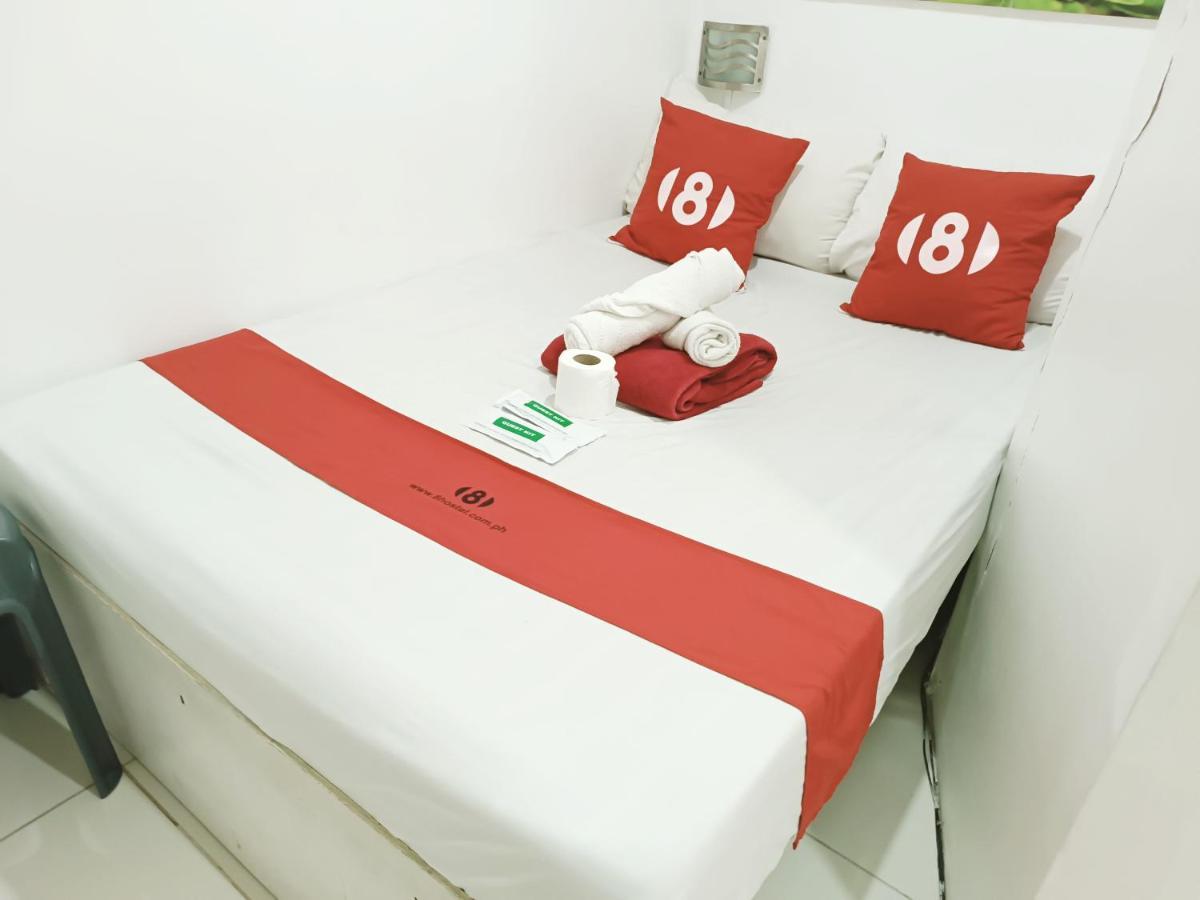 8Hostel Manila Luaran gambar