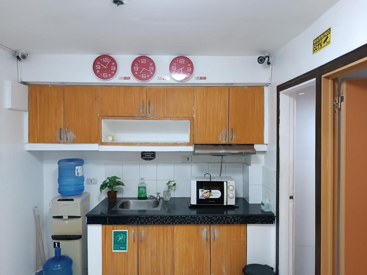 8Hostel Manila Luaran gambar