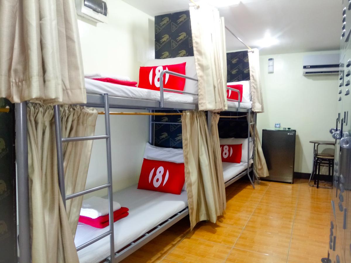 8Hostel Manila Luaran gambar
